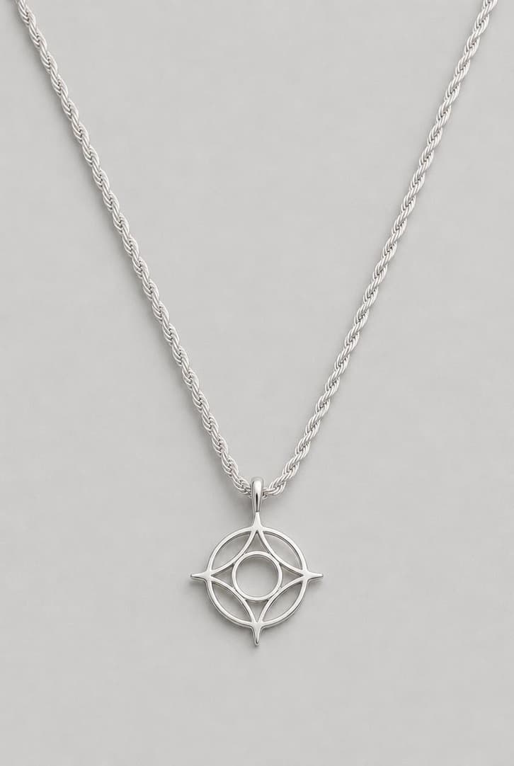 Compass Pendant Necklace in silver
